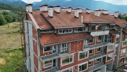 Нов комплекс с гледка към планината в Банско